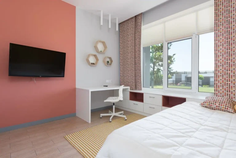 Chambre CROUS : comment l&rsquo;obtenir, à quel prix et à quel moment