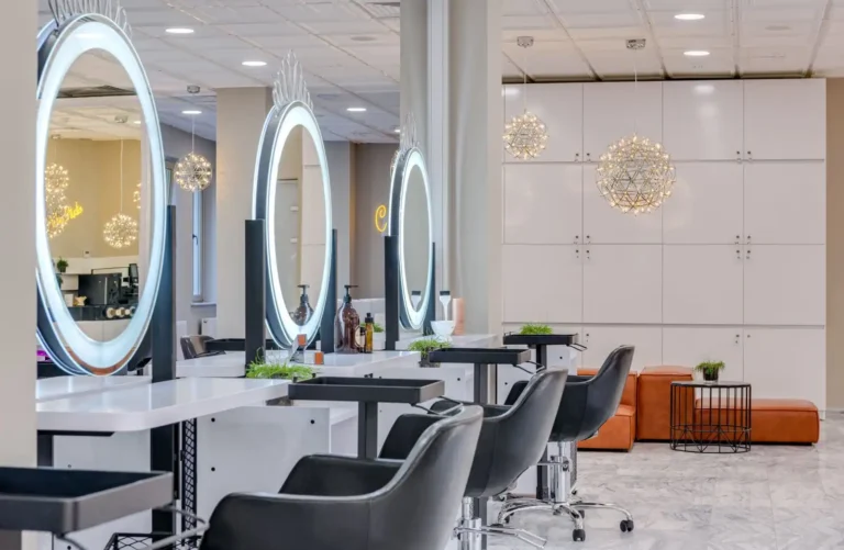 Mobilier de coiffure : bien équiper son salon