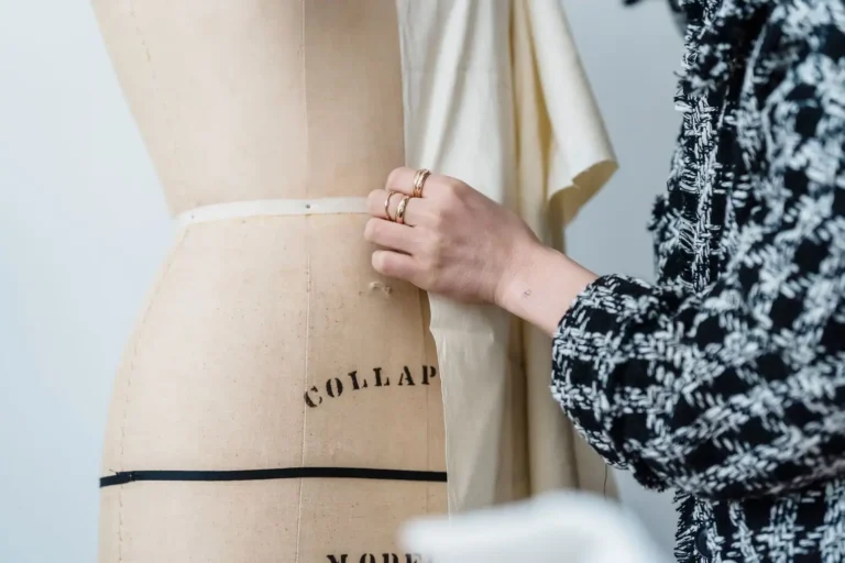 Chambre syndicale de la haute couture : rôle et appellation protégée