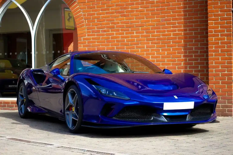 Louer une Ferrari : formules, conditions et budget