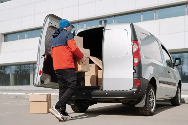 Location de camion : bien choisir volume et permis